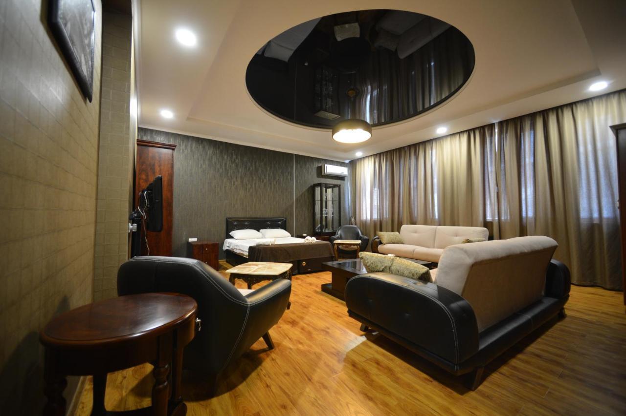 Green Hotel Batumi Exterior photo