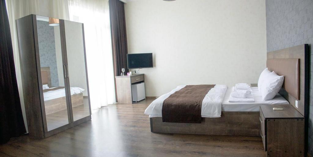 Green Hotel Batumi Exterior photo